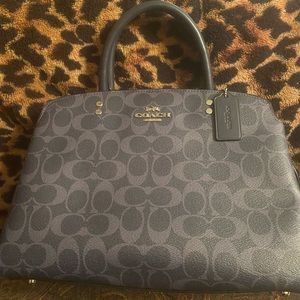 Coach Tote like NEW